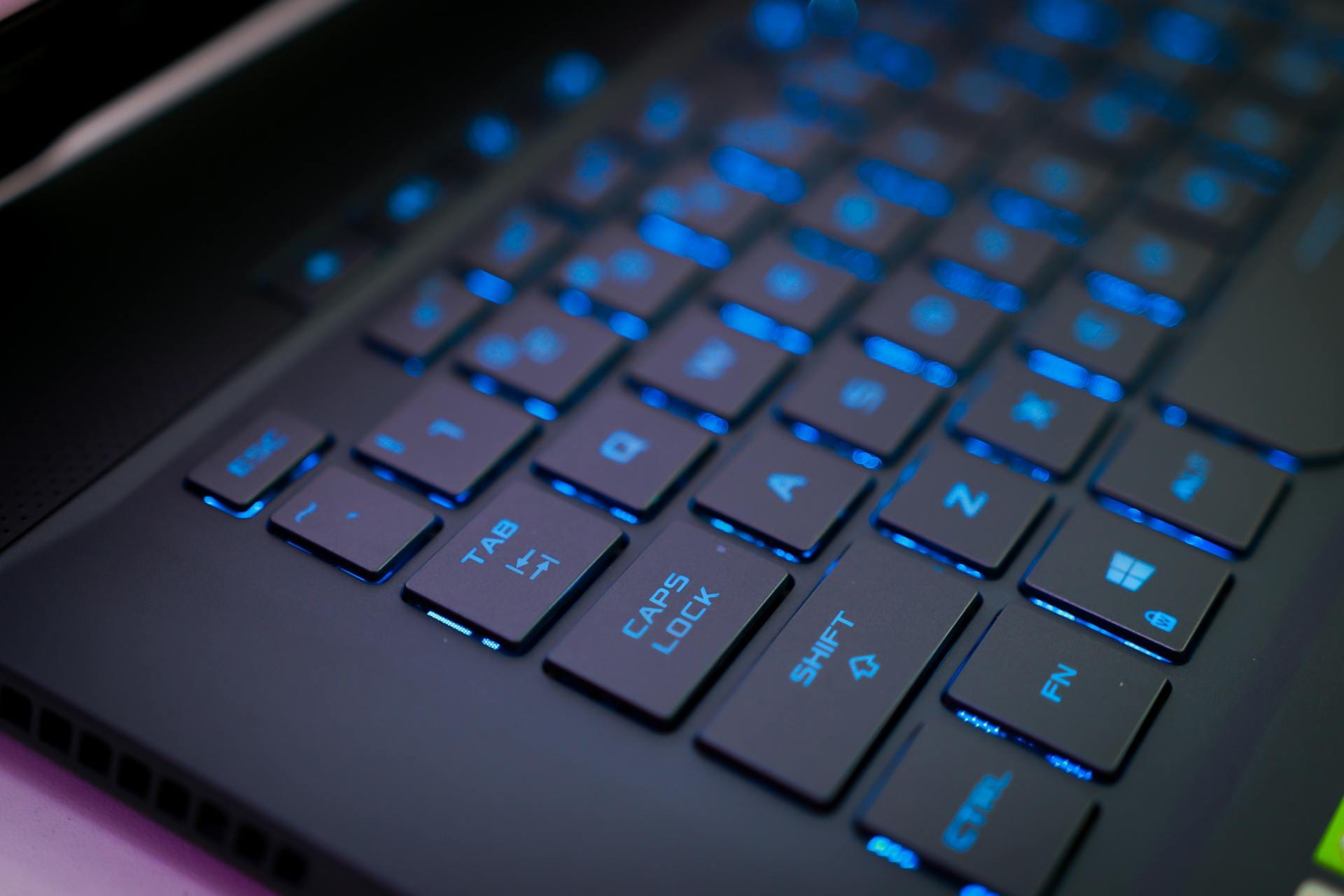 Website designer computer for web design in Utah
